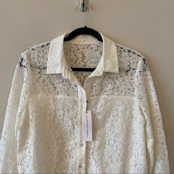 NWT-CUPCAKES & Cashmere Rosella Lace Collared Blouse (Size:Medium) - Picture 6 of 15